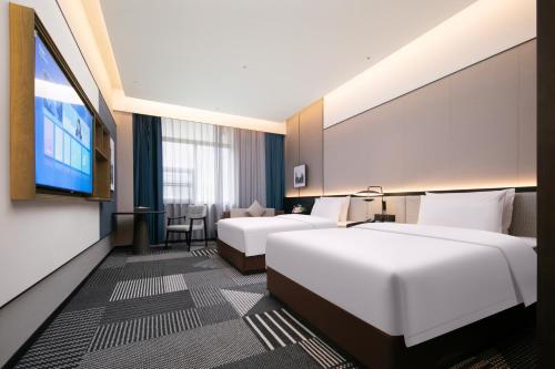 Madison Hotel Wuhan Jianghan Road Pedestrian Street – Wuhan, OH