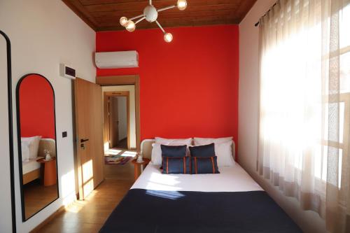 Deluxe Double Room image 3