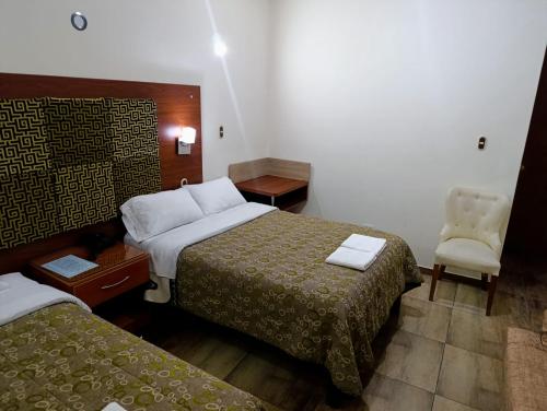 Triple Room with Private Bathroom image 4