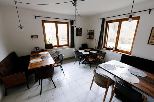 Oprema, Taurus Vendégház (Taurus Vendeghaz) in Óbánya