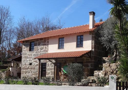  No´Clock - Country House, Unterkunft in Tondela