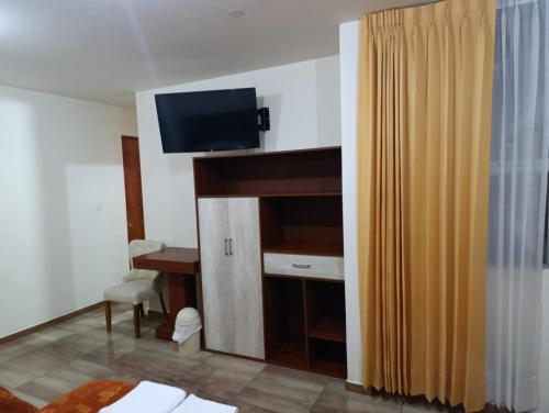 Triple Room with Private Bathroom image 4