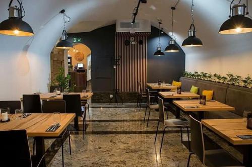 Discover Krakow Apartments - Lubicz St - Loft - Next to Main Station, AC 3