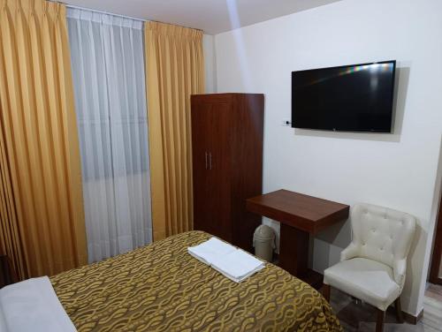 Double Room with Private Bathroom image 10