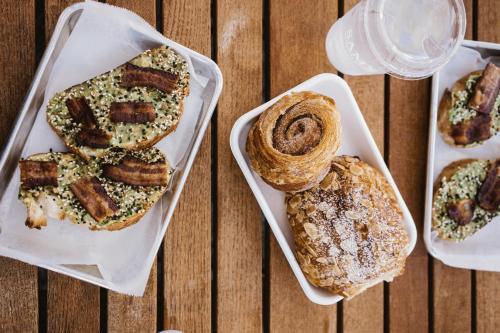 Brannan Cottage Inn - image 13