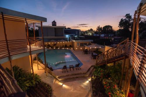 LUNA AZUL BY UVAS in San Miguel