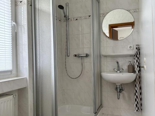 Modern Apartment near Lake in Lirstal - image 12