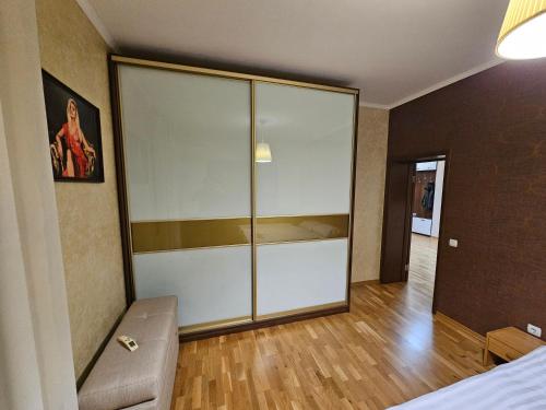 Надзвичайно зручна простора квартира, Užhorod (foto 6)