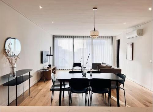 Stunning Seapoint Apartment with view