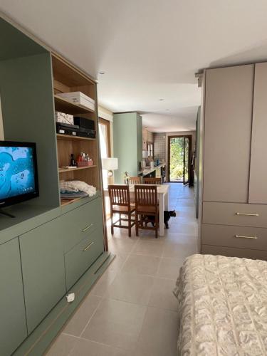 Hogar cerca Del Mar, Para Mayores de 30, No se aceptan grupos de jóvenes, No se acepta mascotas (Hogar cerca Del Mar, Para Mayores de 30, No se aceptan grupos de jovenes, No se acepta mascotas, No ) in Pinamar