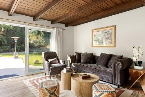 Adorable 4 bedroom home with Pool & more, Los Angeles (fotografie 7)