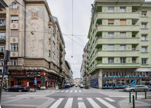 Central Charm in Budapest's Bustling 7th District, Budapest