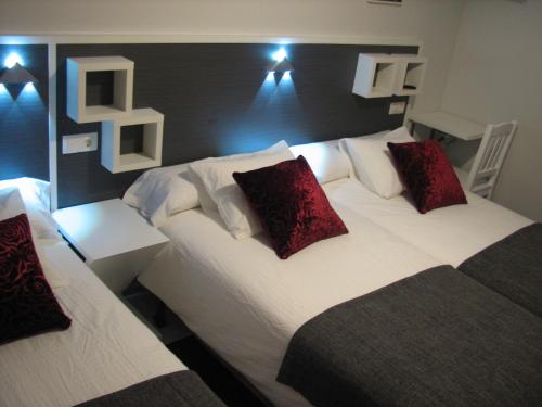 Hostal Meson do Loyo - image 3