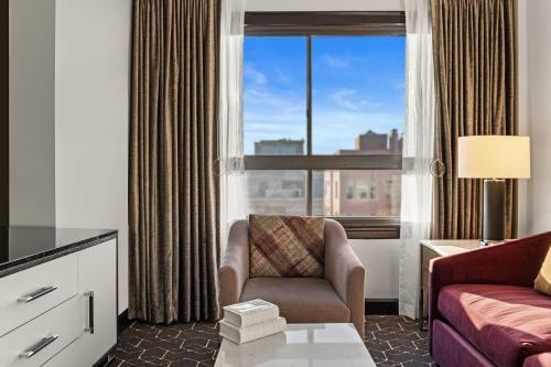 One-Bedroom Suite room in Deluxe Union Square Suites