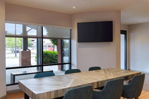 TownePlace Suites by Marriott Macon Mercer University - image 13