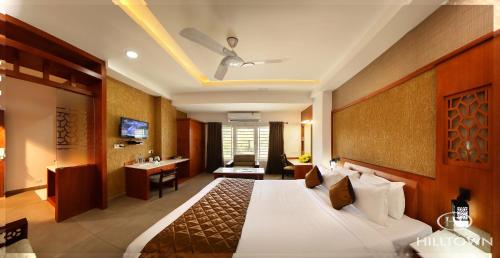 Kgees - Hill Town Hotel in Idukki