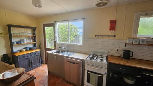 Létesítmények, Cosy, 1930s Country Style Cottage in Mount Barker WA in Mount Barker (Nyugat-Ausztrália)