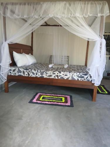 Lagoon Birds - Tangalle in Tangalle