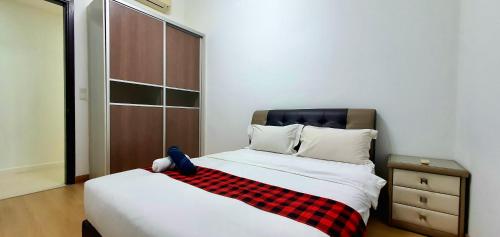 ELEMENTS Condo with Infinity Pool ELEMENTS Condo with Infinity Pool