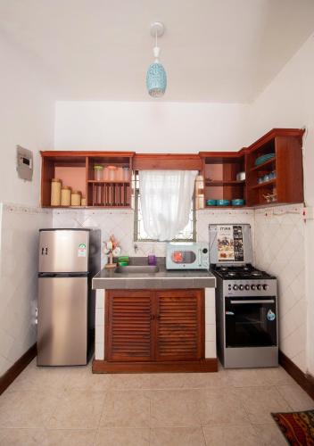 مطبخ, Zing gardens E06 in Kongowea