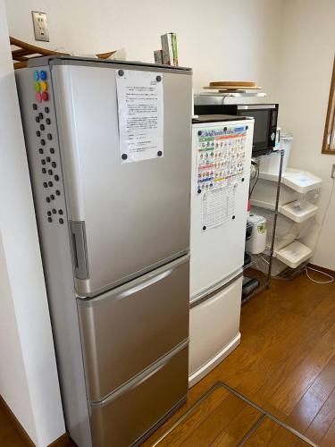 Midway Makkari House