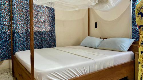 Le Colibri Guesthouse - image 5