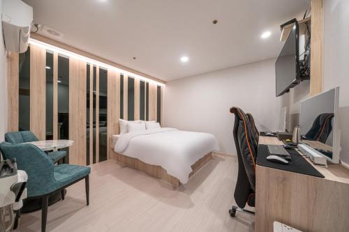 Facilities, Hwajeong Hotel Jun in Hwajeong-dong