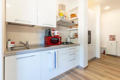 Parco degli Acquedotti 2bedroom apt, Rome (photo 9)