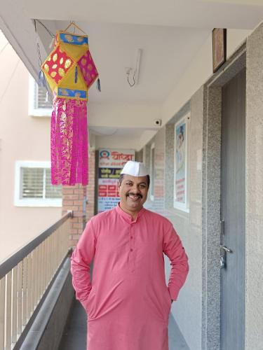 Buitenkant, Malhar Home Stay in Sharanpur