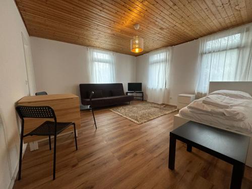 Three-Bedroom Apartment image 3