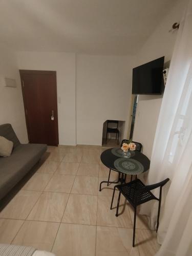 apartamento estudio serrano 1