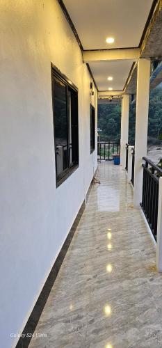 INN RIVERSIDE HOSTEL PB in パクベン