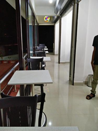 Bar/lounge, Hotel Dewa Goa near Salgaocar Medical Research Centre