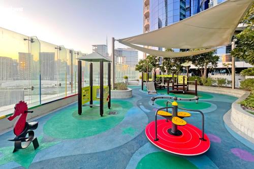 bnbme | DAMAC Towers Paramount | 3 BDR - image 5
