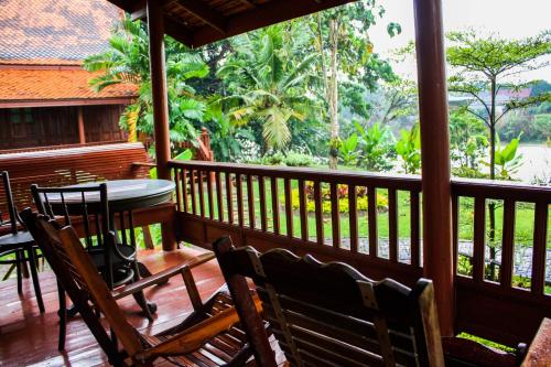 アヨハラ ヴィレッジ