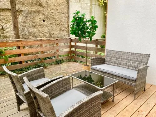 Cosy Apartment with Terrace & Free Parking in Wien, Österreich
