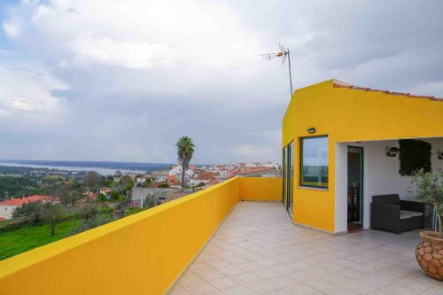 Lake View House _ Montargil