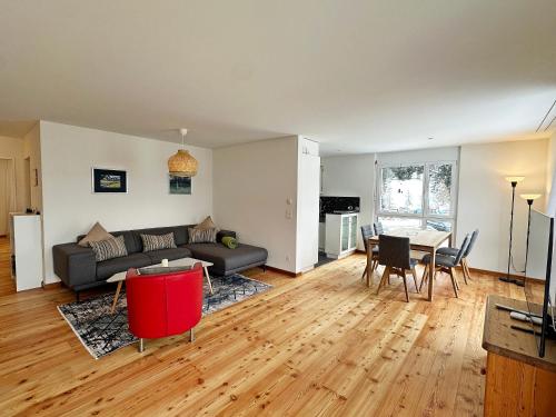 SU48 - Echtholz, 110m2, Sport, Erholung, mit Garage in St. Moritz, Schweiz