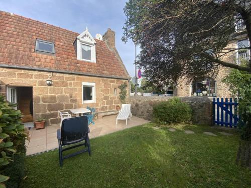 Holiday Home (3 adults) image 9