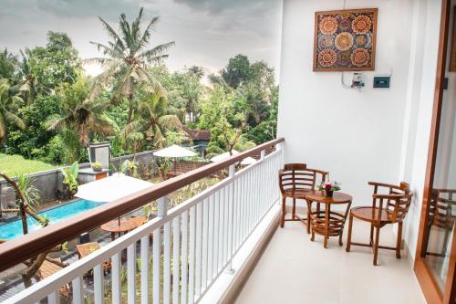 شرفة/ تراس, Siboghana retreat in أوباد