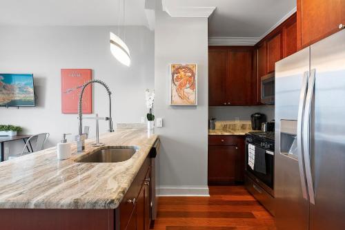 High-end 1br Flat W Rooftop Pool & Gym in Philadelphia, USA