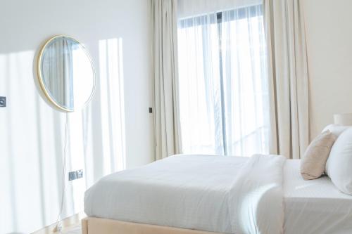 Luxe 1BR 15mins-Beach Best Infinity Pool -Jumeirah Village Circle, JVC ,Dubai, Dubaï (photo 7)