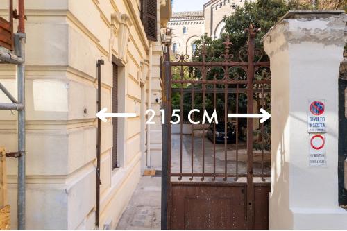 C3 Top Class Apartment, 2 camere da letto, 2 bagni, giardino distante 15 minuti a piedi da Fontana di Trevi, Rom (Foto 4)