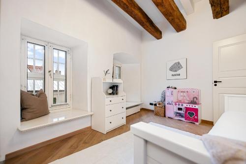 Modern charm in old town, Tallinn (photo 6)