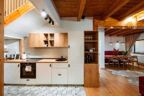 virtuve, Chalet Belle Vue in Manecju