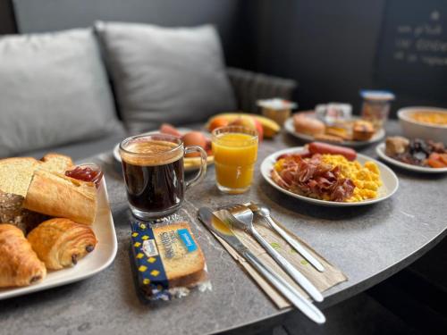 Cit'Hotel Le Cheval Blanc, Cognac Centre - 식음료(F&B)