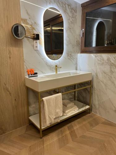 Hotel Suites Feria de Madrid - image 6