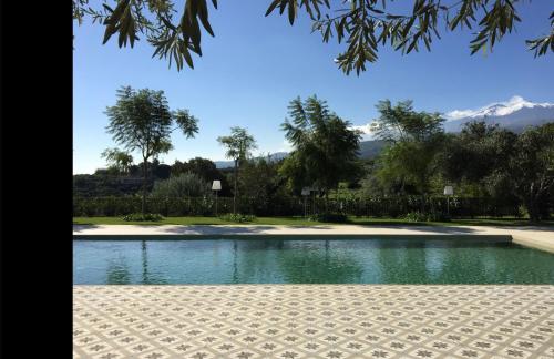 Tale Restaurant & Suite