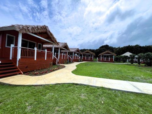 Viesnīcas āriene, Red Hibiscus Villas in Rarotonga