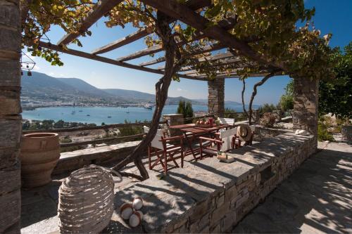  Archipelagos Apartments in Parikia